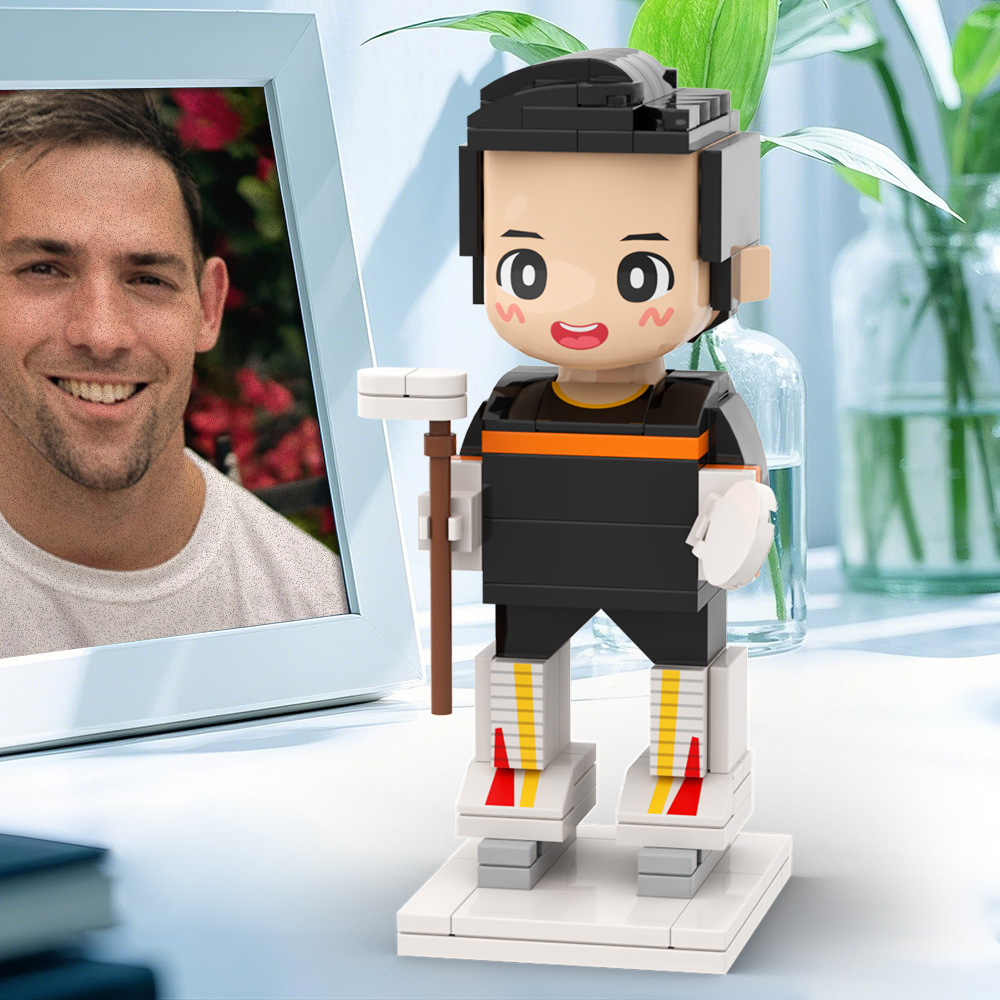 Figura Di Giocatore Di Hockey In Mattoni Personalizzata Con Testa Inginocchiata A Terra, Regalo Per Celebrare Il Lavoro - 