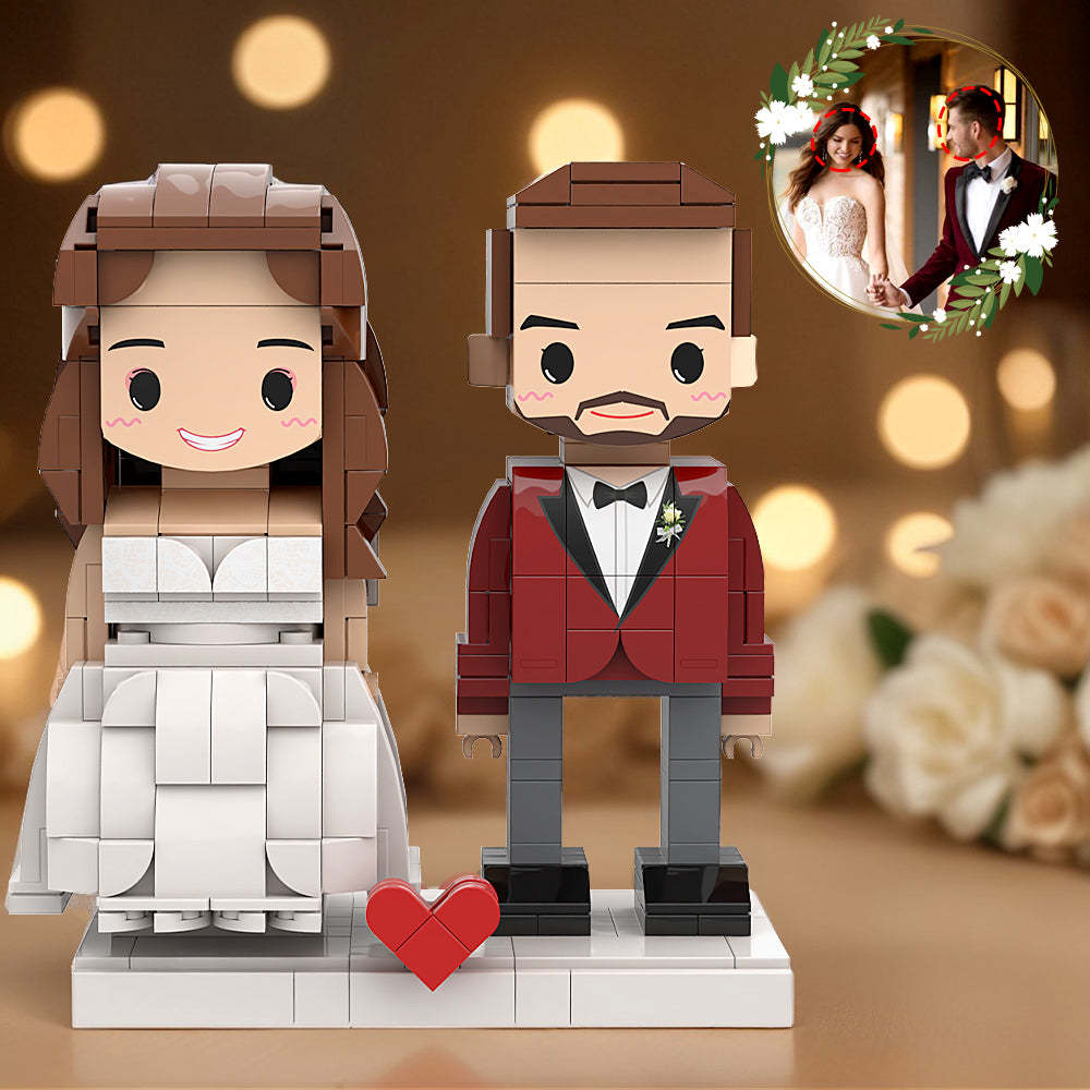 Costume Rouge Adorable Et Chaud Avec Corsage Et Robe De Mariée Blanche Cintrée, Tête Ronde Personnalisable Pour Les Couples Lors D'un Anniversaire De Mariage - minebrickfr