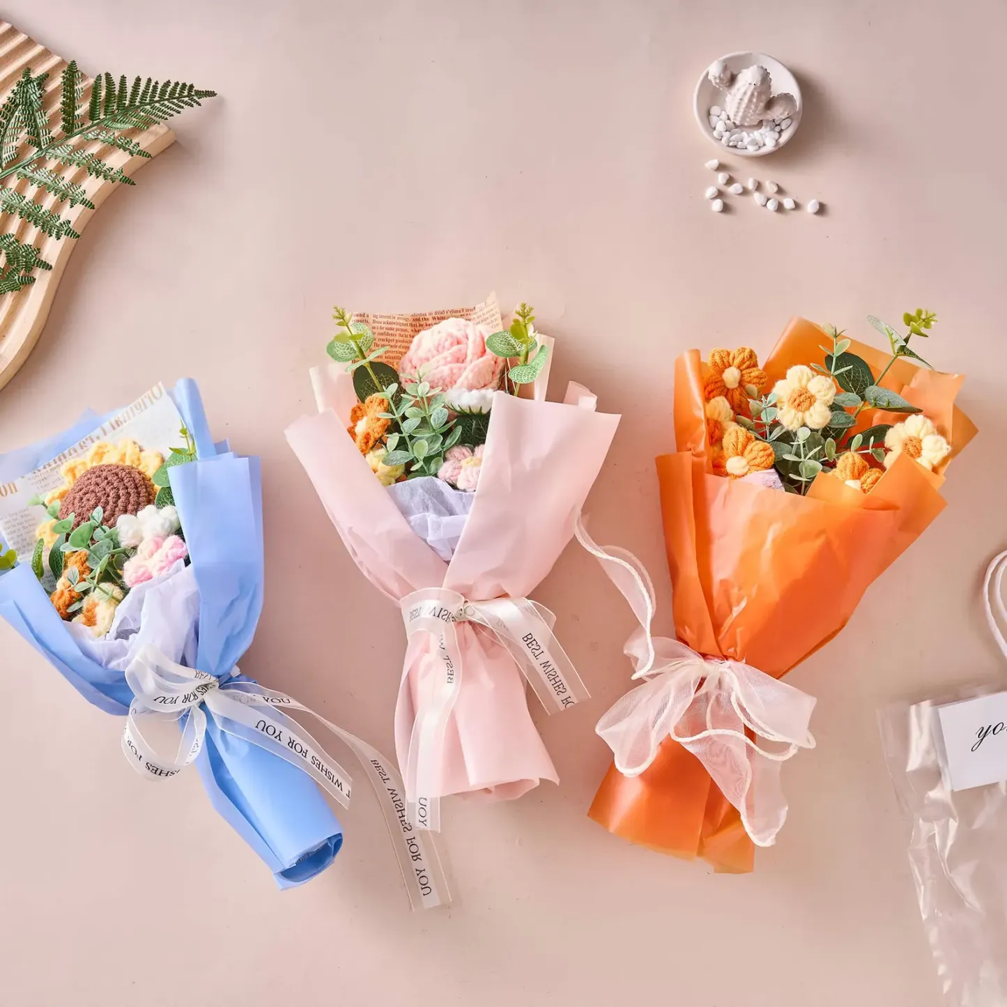 Fleurs Au Crochet, Tournesol Au Crochet, Roses Faites À La Main, Bouquet De Fleurs Tricotées, Cadeau D'anniversaire Pour Elle - 