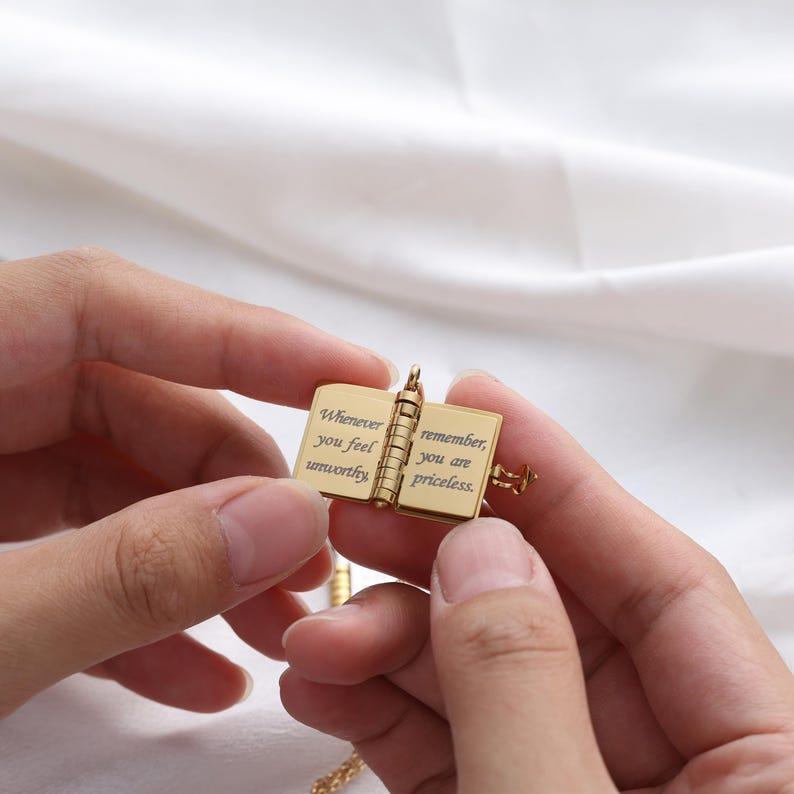 Collier Mon Petit Livre D'étoiles – Une Lettre À Ma Fille Dans Un Médaillon, Pendentif Ajustable Avec Message À L'intérieur, Cadeau De Bijoux Significatif - 