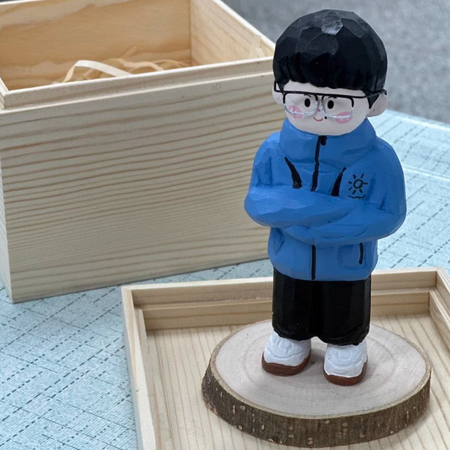 Custom Wooden Single-Person Photo Figurine Personalized Flat or 3D Handmade Miniature Figure - MyJigsawPuzzleAu