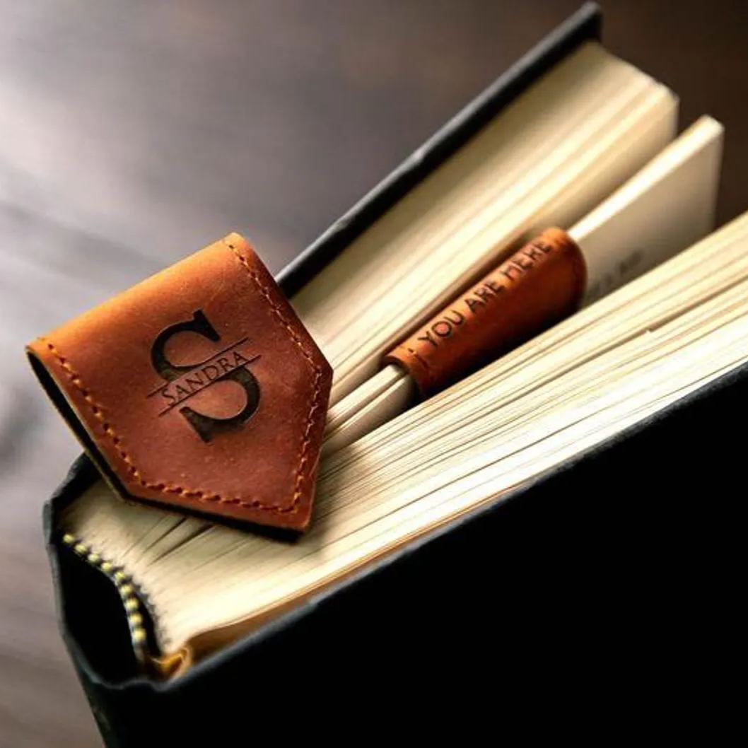 Premium Magnetic Bookmark for Professionals Engraved Company Logo Elegant Office Desk Accessory - MyJigsawPuzzleAu