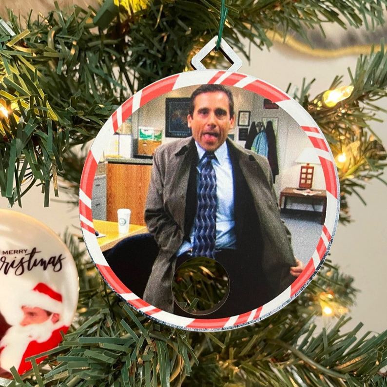 Michael Scott 'The Office' Christmas Ornament - Gag Gif - MyJigsawPuzzleAu