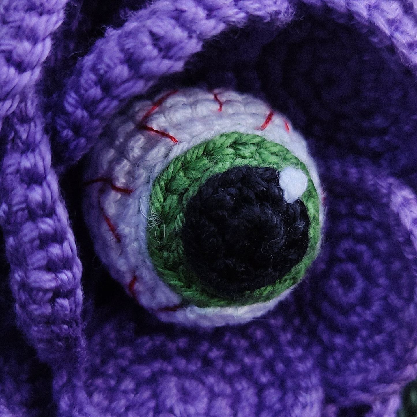 Crochet Halloween Eye Flower, Amigurumi Creepy Plant decoration, Fake Plant Rose Eye - MyJigsawPuzzleAu