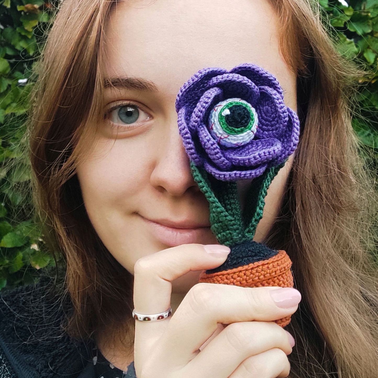 Crochet Halloween Eye Flower, Amigurumi Creepy Plant decoration, Fake Plant Rose Eye - MyJigsawPuzzleAu
