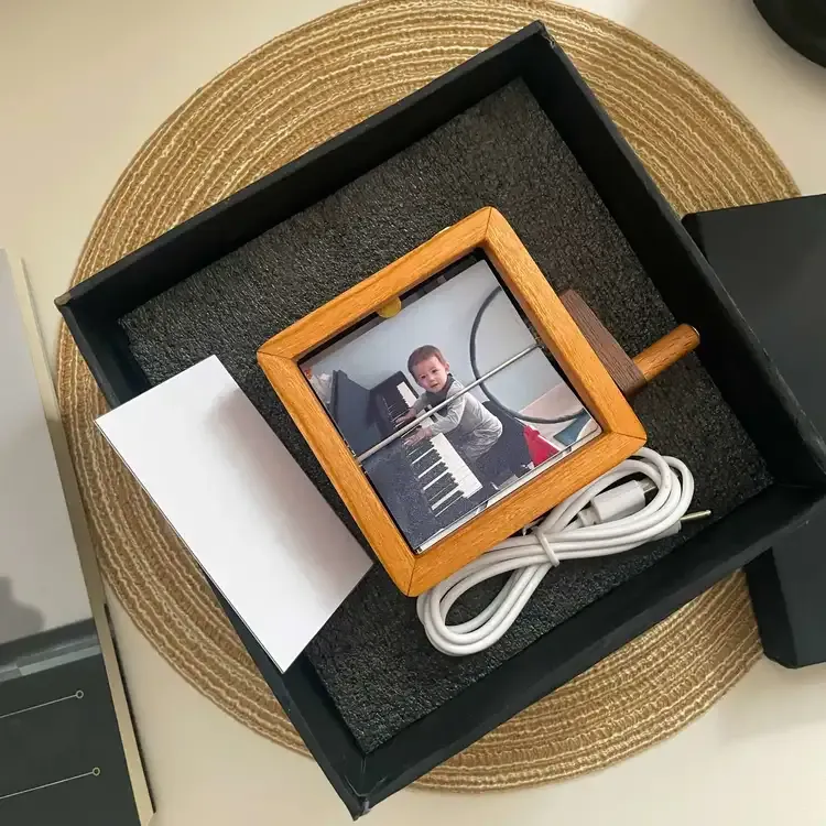 Custom Hand-Crank Flipbook Box Animation Machine Mechanical Hand-cranked Photo Album with Light Black Walnut Baby Photo Cube Frame Creative Gift - MyJigsawPuzzleAu