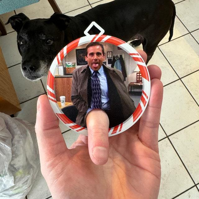 Michael Scott 'The Office' Christmas Ornament - Gag Gif - MyJigsawPuzzleAu