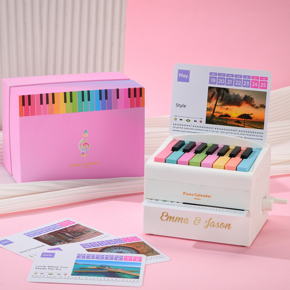 2025 Swiftie Piano Desk Calendar: Mini Playable Piano with 52 Weekly Music Sheets & Advent Calendar Feature - makephotopuzzleuk