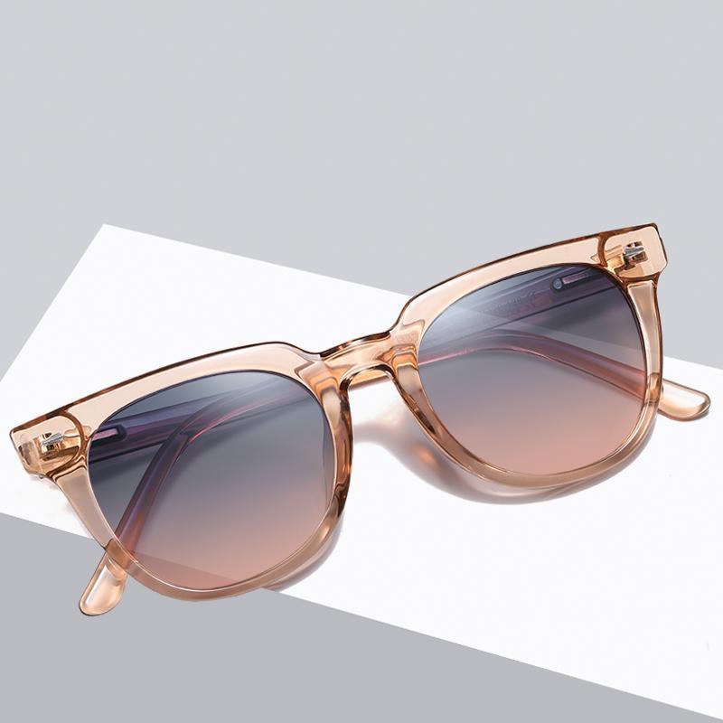 Duncan - Classic Trendy Stylish Polarized Sunglasses - Transparent Tea/Blue Pink