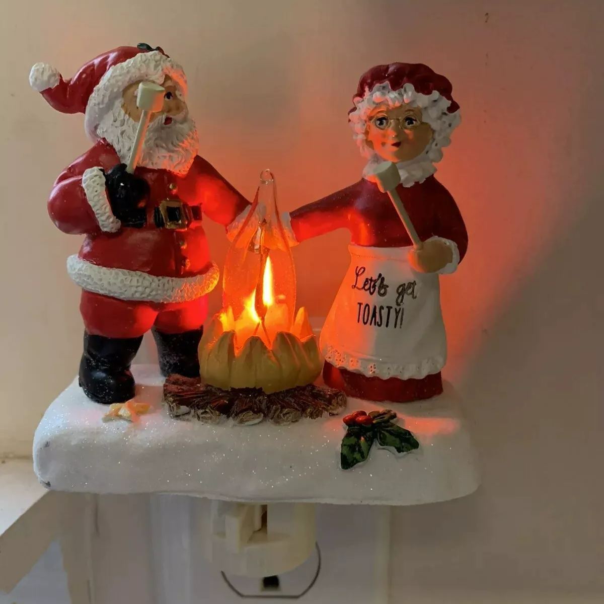 Christmas Night Light Plug-In Lamp Snowman, Santa, Gnome & Puppy Designs - makephotopuzzleuk