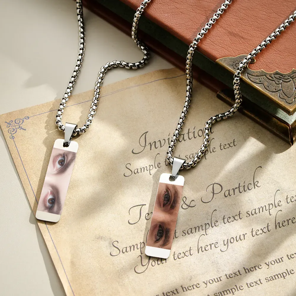 Custom Eyes Photo Necklace - MyFaceTshirt