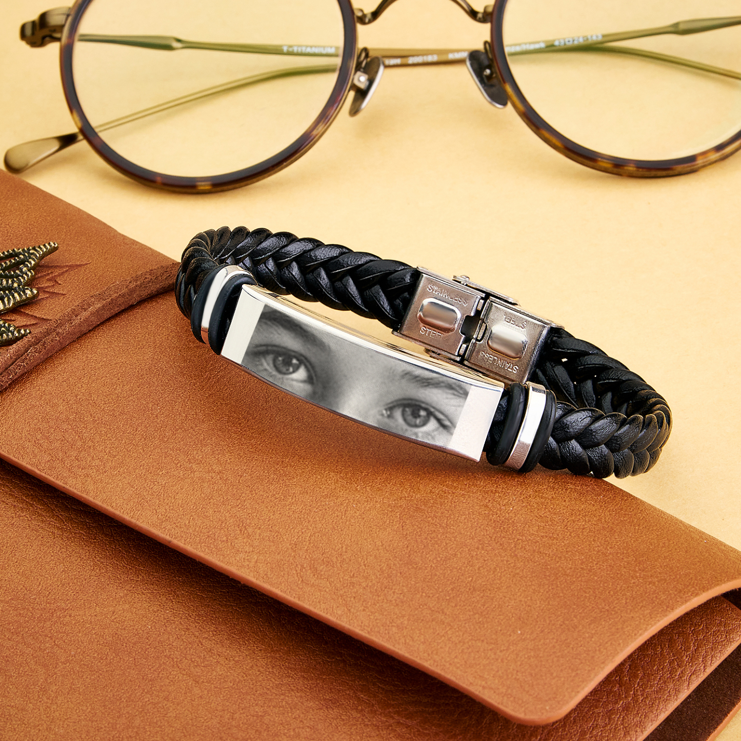 Personalized Lover Eyes Picture Bracelet for Men Custom Engraved People Eyes Couple - MyFaceTshirt