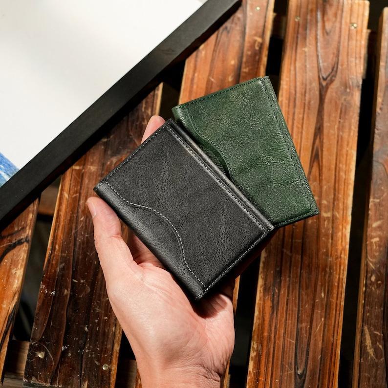 Card Wallet.  Magnetic Wallet Leather Gifts For Men