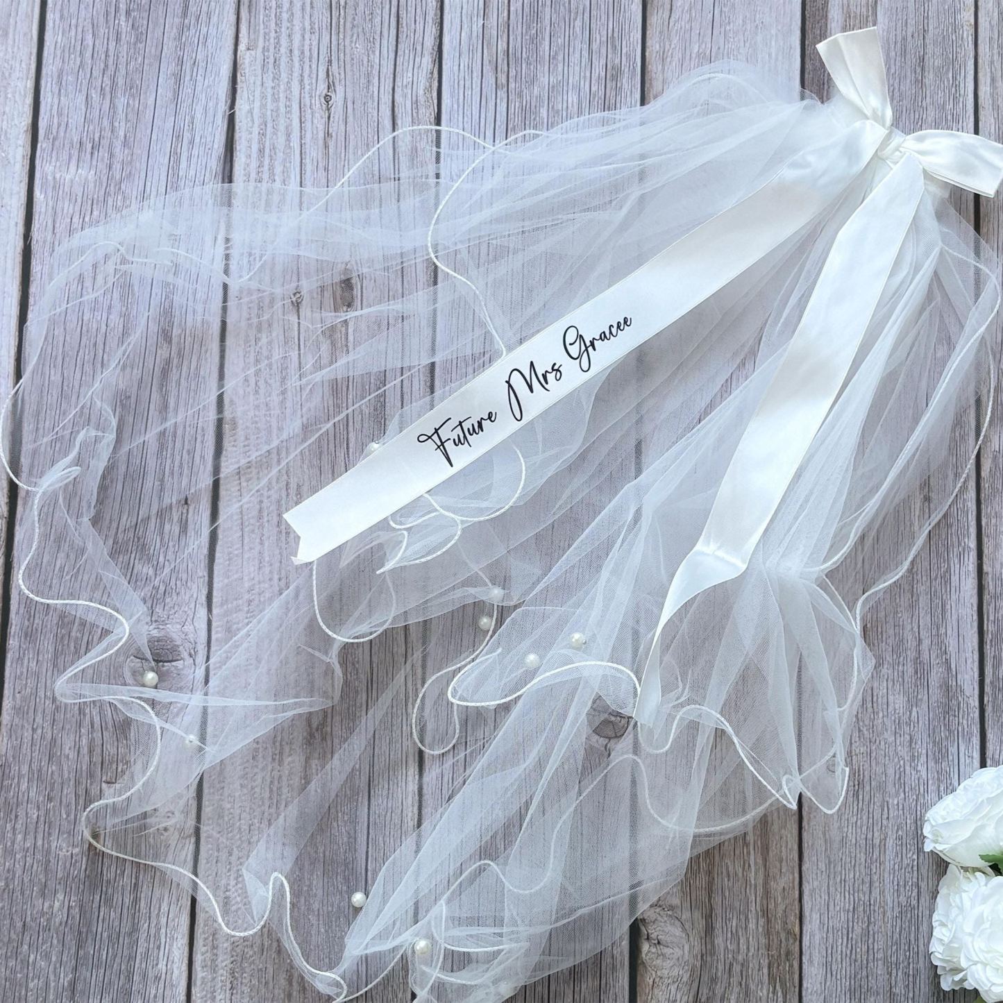 Lace Bridal Veil, Custom Hen Party Accessory, Personalized Bride Gift, Engagement Keepsake - mysiliconefoodbag