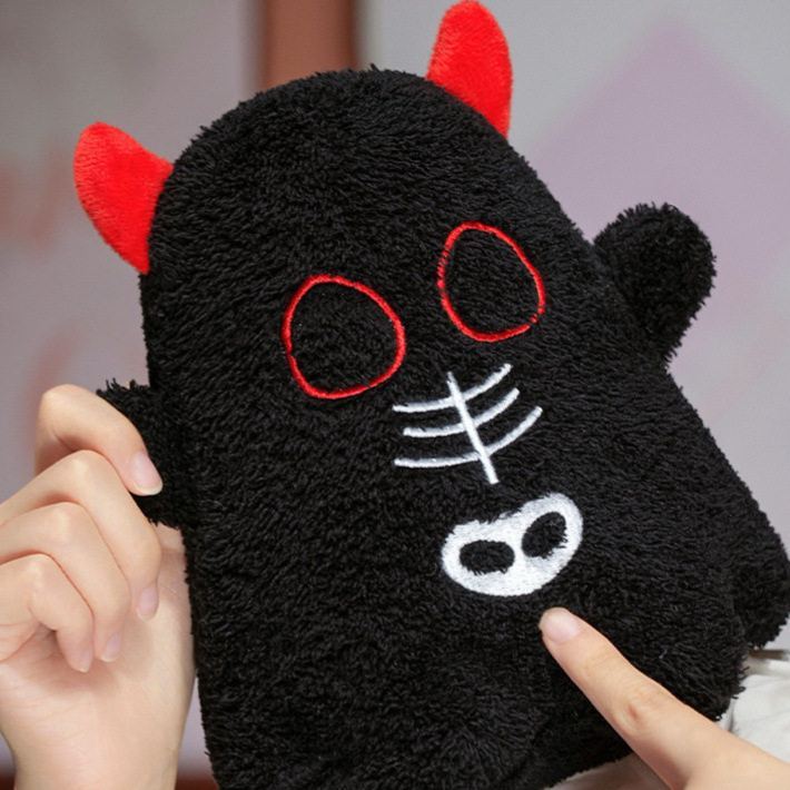 Halloween Plush Toy Soft Stuffed Ghost Bat Pumpkin Grim Reaper Dolls Cute Plushies for Kids Halloween Party Favors Home Decor