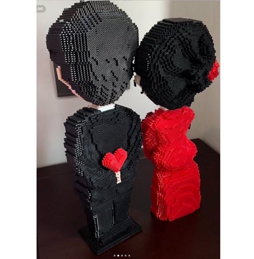 Custom Full Body 3D Pixel Bead Figurine Handmade Mini Figure Gift for Couple