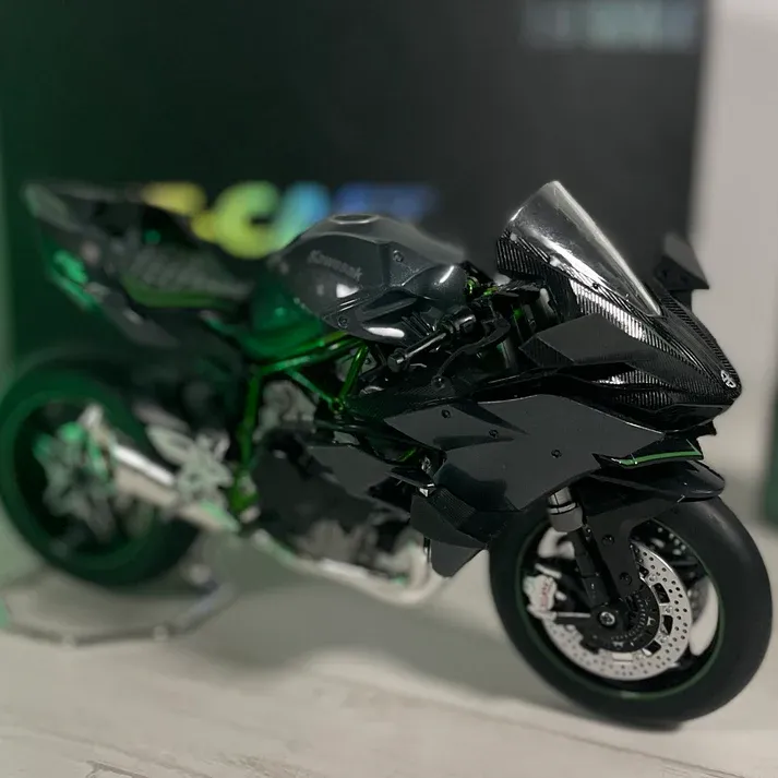 Superbike Model Kit 1:9 Scale Racing Motorcycle Collectible - 