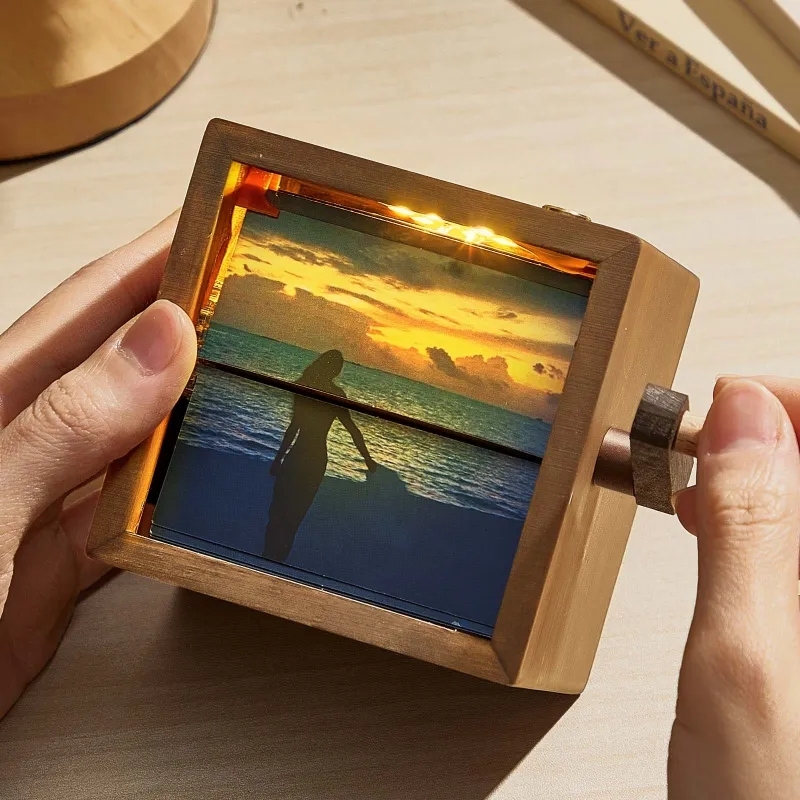 Custom Hand-Crank Flipbook Box Animation Machine Mechanical Hand-cranked Photo Album with Light Photo Cube Frame Creative Gift - 