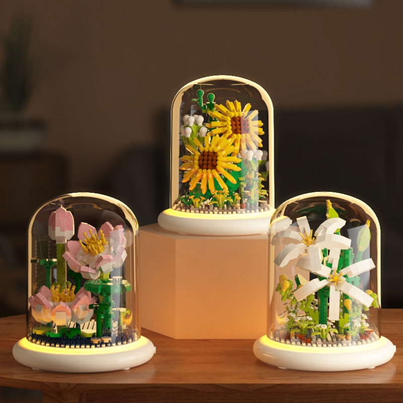 Flower Bouquets Building Sets,Mini Bricks Building Kit DIY Building Blocks with Dust Cover Gift for Mom - 