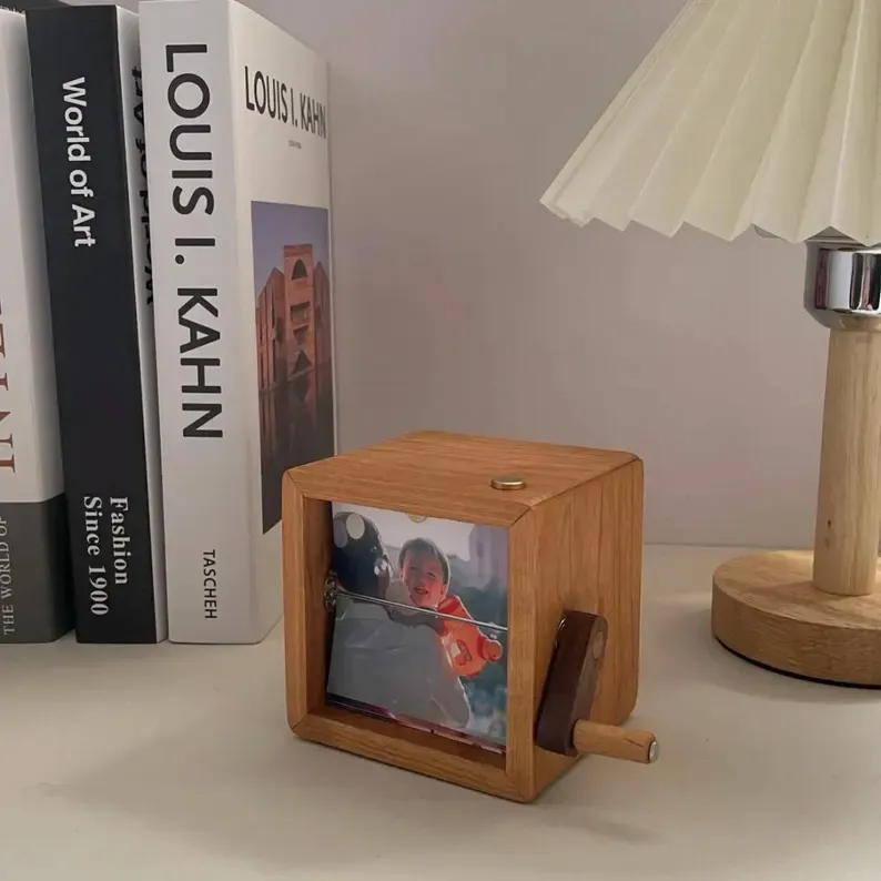 Custom Hand-Crank Flipbook Box Animation Machine Mechanical Hand-cranked Photo Album with Light Photo Cube Frame Creative Gift - 