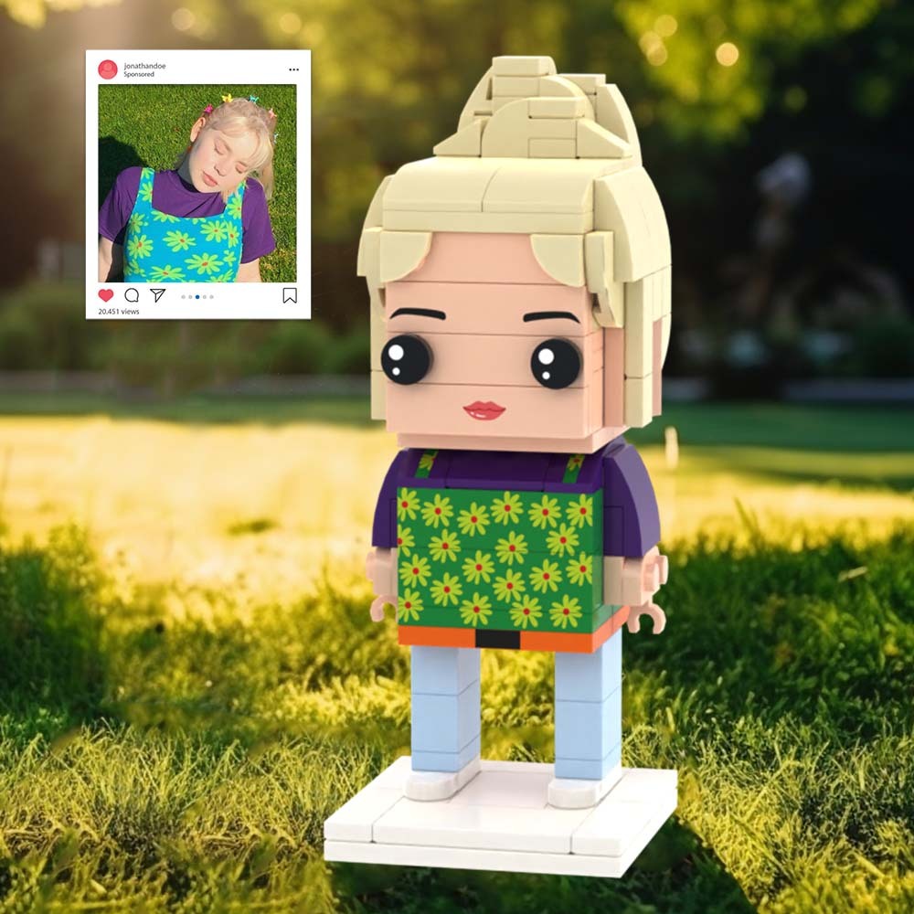 #OOTD Y2K style shirt Full Body Customizable 1 Person Custom BrickHeads Upgraded Version Small Particle Block Toy