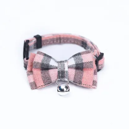 Cat collar with bow bell