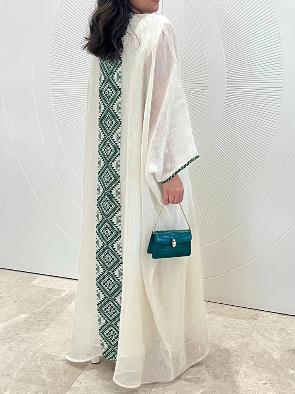 2pcs Embroidered Solid Color Abaya Set