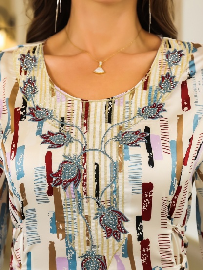 Rhinestone Floral Abaya