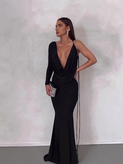 Slim Velvet Floral One-Shoulder Dress