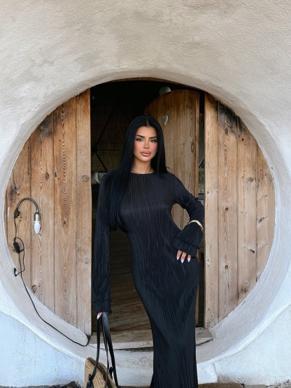 Round Neck Draped Long Sleeve Dress