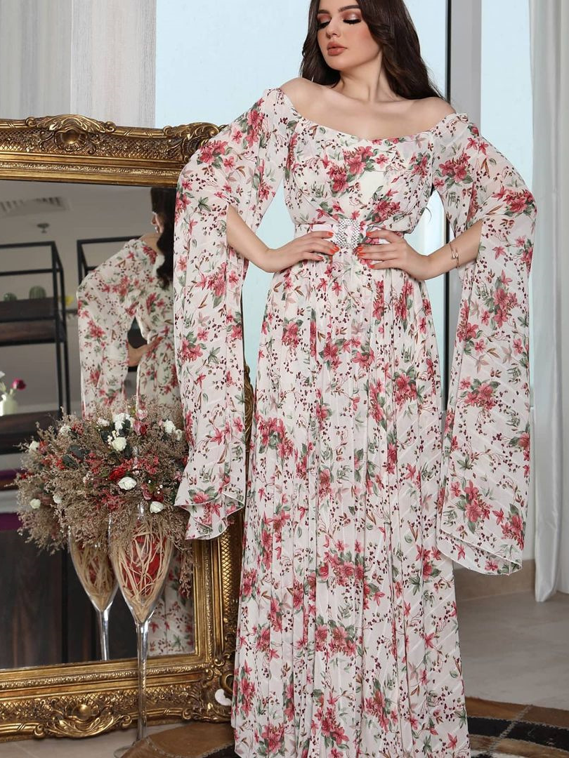 Chiffon Printed With Belt One-Shoulder Dress