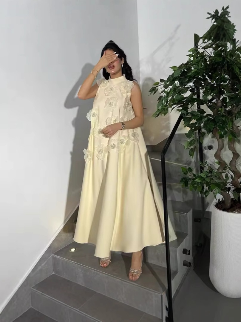 Solid Color Half Turtleneck Applique Elegant Long Dress
