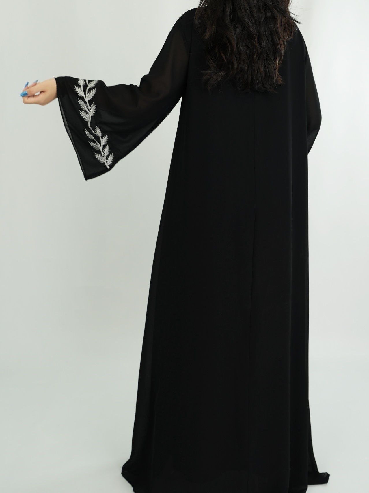 Chiffon Botanical Pattern Embroidered Dress