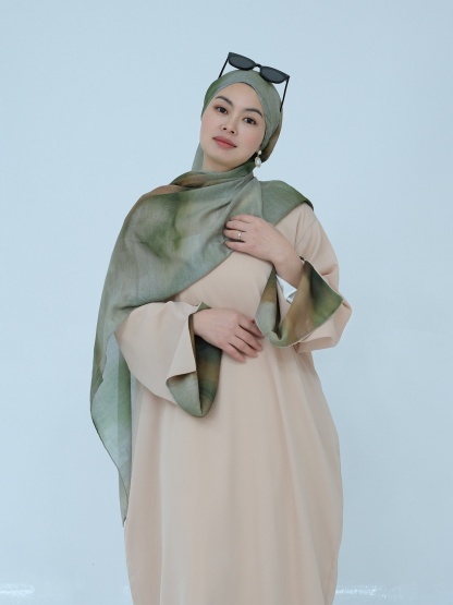 Beautiful Loose Casual Dress(With Scarf)
