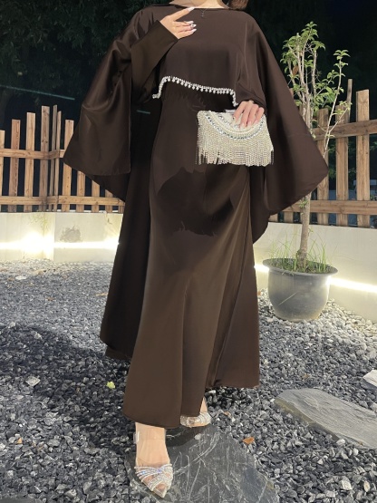 Elegant Pearl Abaya