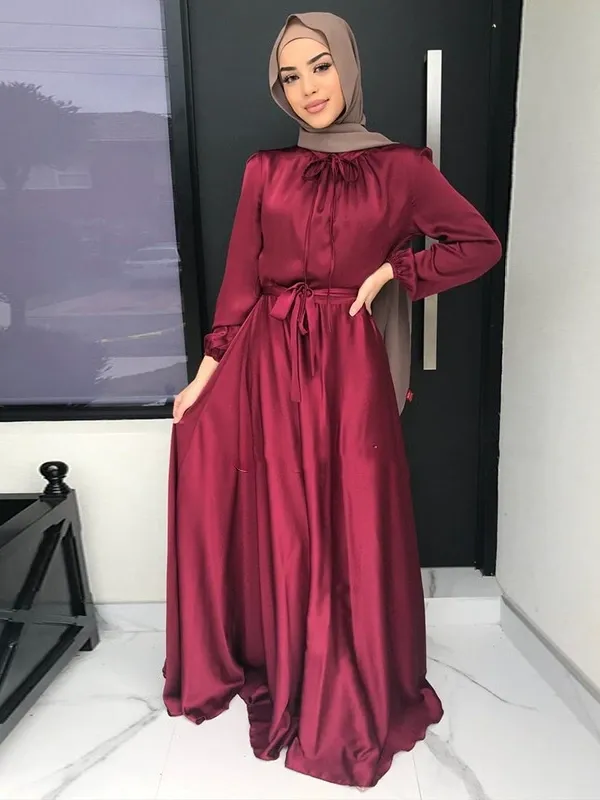 Middle East Saudi Arabia foreign trade cross-border Muslim Hui solid color robe and ankle Dress 