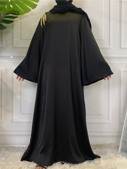 Pearl Panelled Robe Casual Dresses