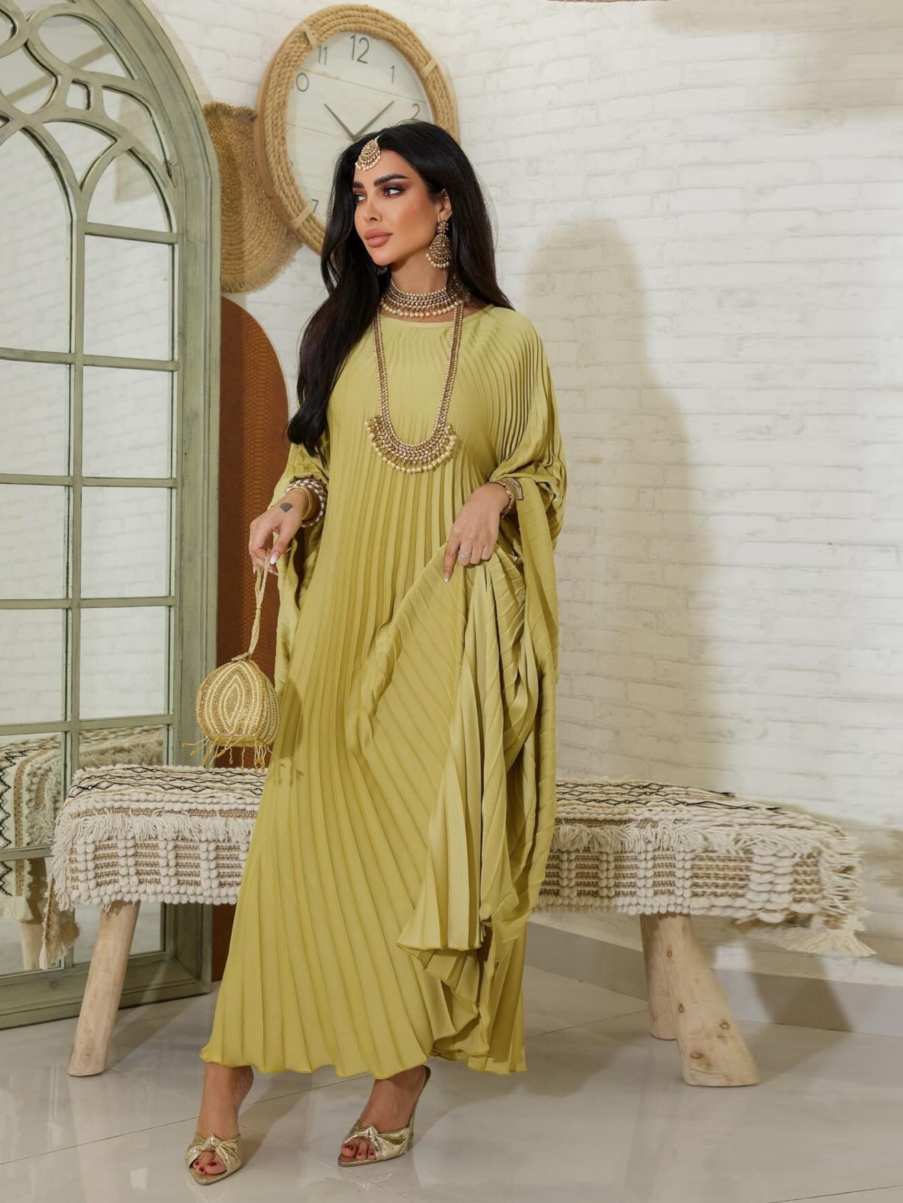 Solid Color Loose Pressure Pleat Dress