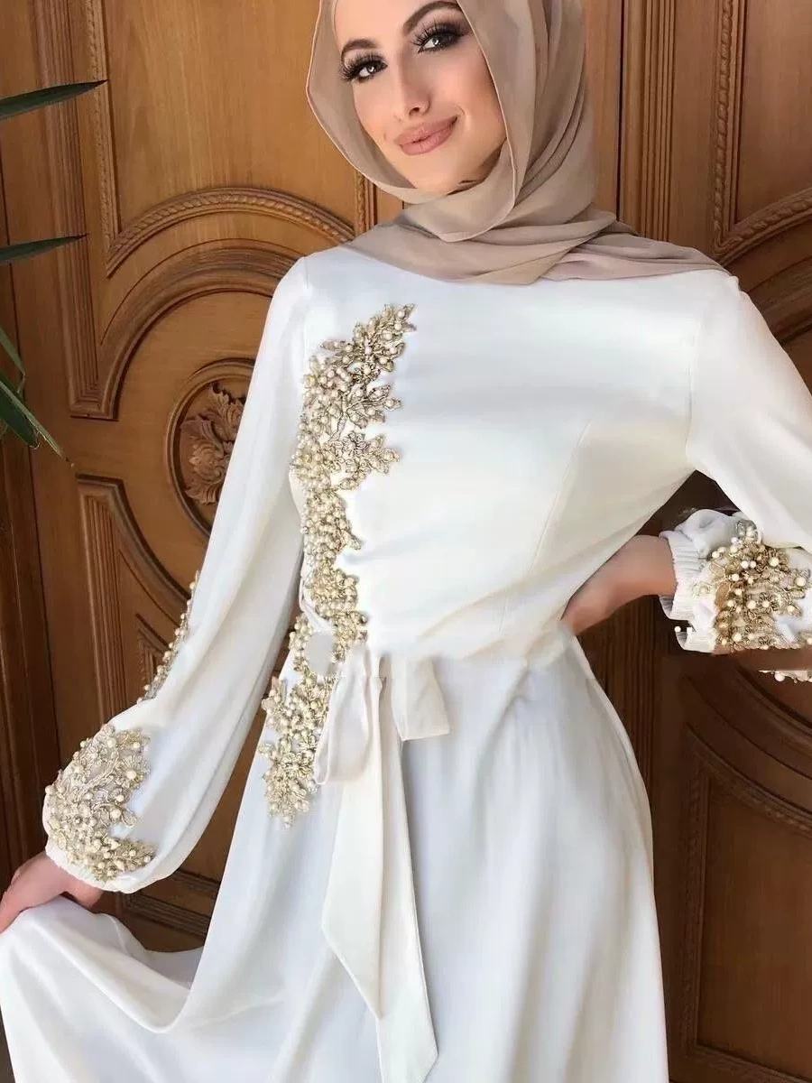 Middle Eastern Muslim Robe Dress