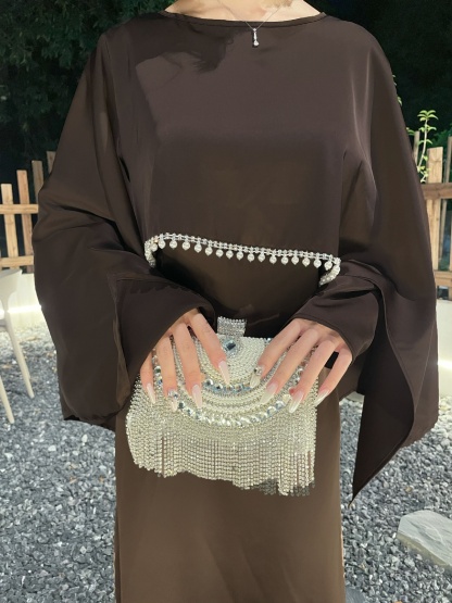 Elegant Pearl Abaya