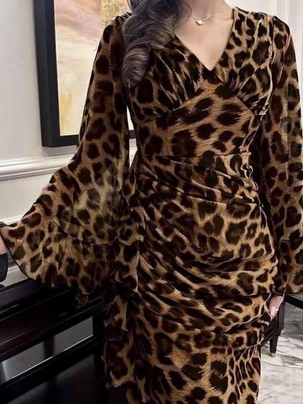 Chiffon Leopard Print V-Neck Long Sleeve Dress