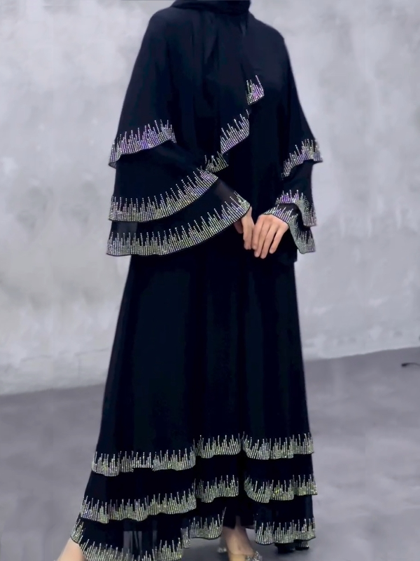 Multi-layered Sleeves and Side Skirt Maxi Dress （With Scarf)