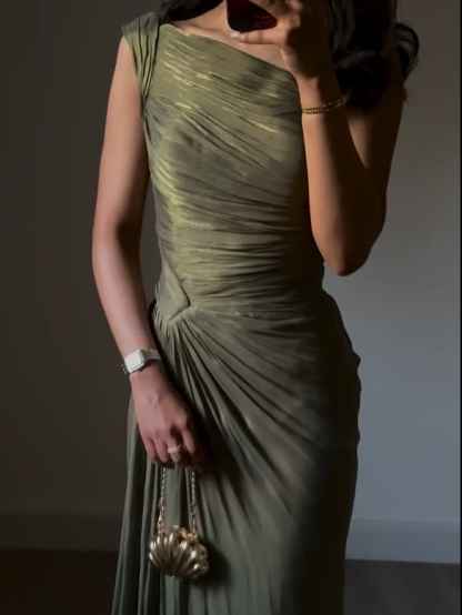 Off-The-Shoulder Satin Wedding A-line Floor-Length Ball Gown Dress