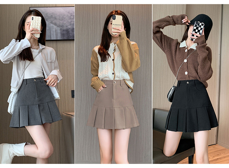 Pleated Skirt_06.jpg