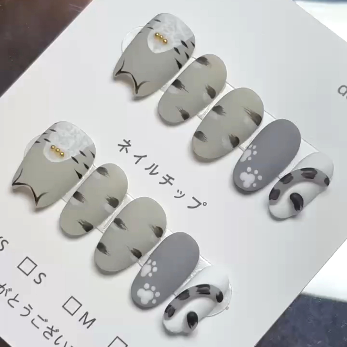 DANNOROLA ハンドメイド 3D手描きアーマー着用 漫画風かわいい灰猫アーマー着用パッチ