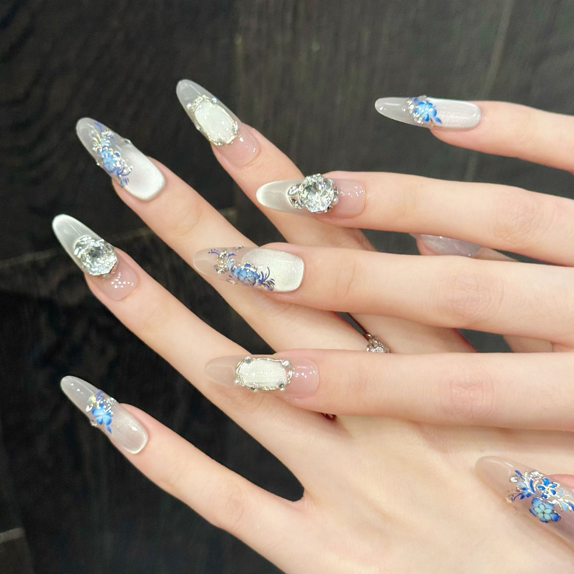 DANNOROLA  ネイルチップ　3061