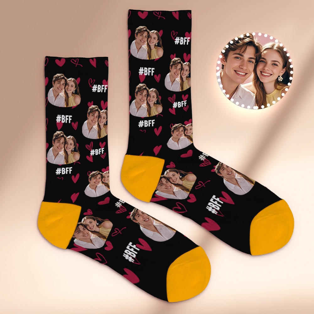 個人化情侶禮物,帶有您的照片客製化照片襪子,適合結婚週年紀念或訂婚禮物 - PhotoMoonLampTW