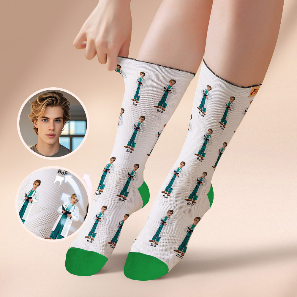 個人化情侶禮物,帶有您的照片客製化照片襪子,適合結婚週年紀念或訂婚禮物 - PhotoMoonLampTW