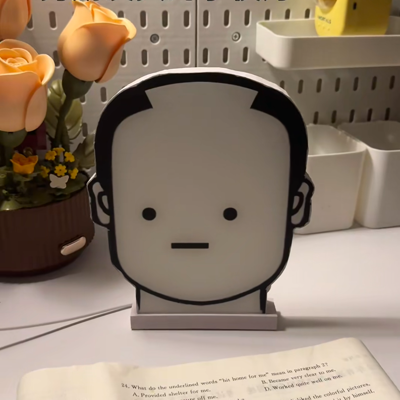 新奇瀏海感應夜燈:可拆卸瀏海光頭趣味臉燈