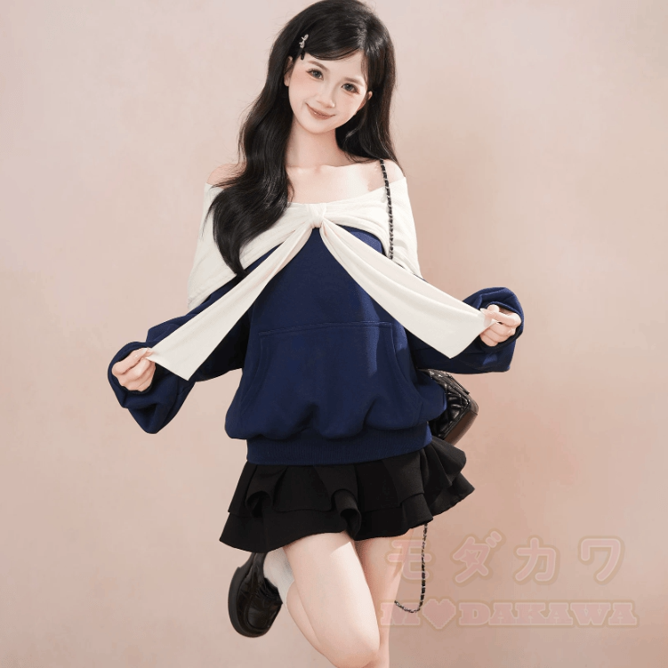 Off-Shoulder Navy Blue Sweatshirt - image 3
